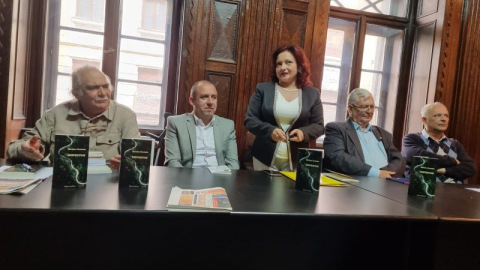 PHOTO-2022-12-09-15-38-03_2