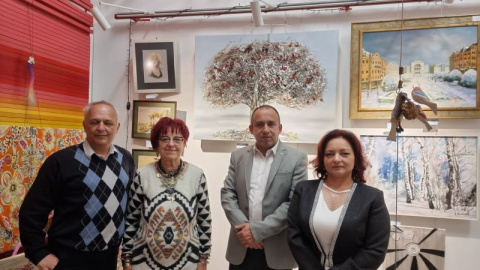 PHOTO-2022-12-09-21-21-33