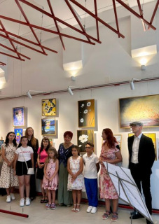 df3c61d4-08d3-46e6-bd6d-b73315b0c8a7