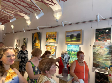 f140abb6-8ea0-4a7d-9609-49d9d7a37e6a